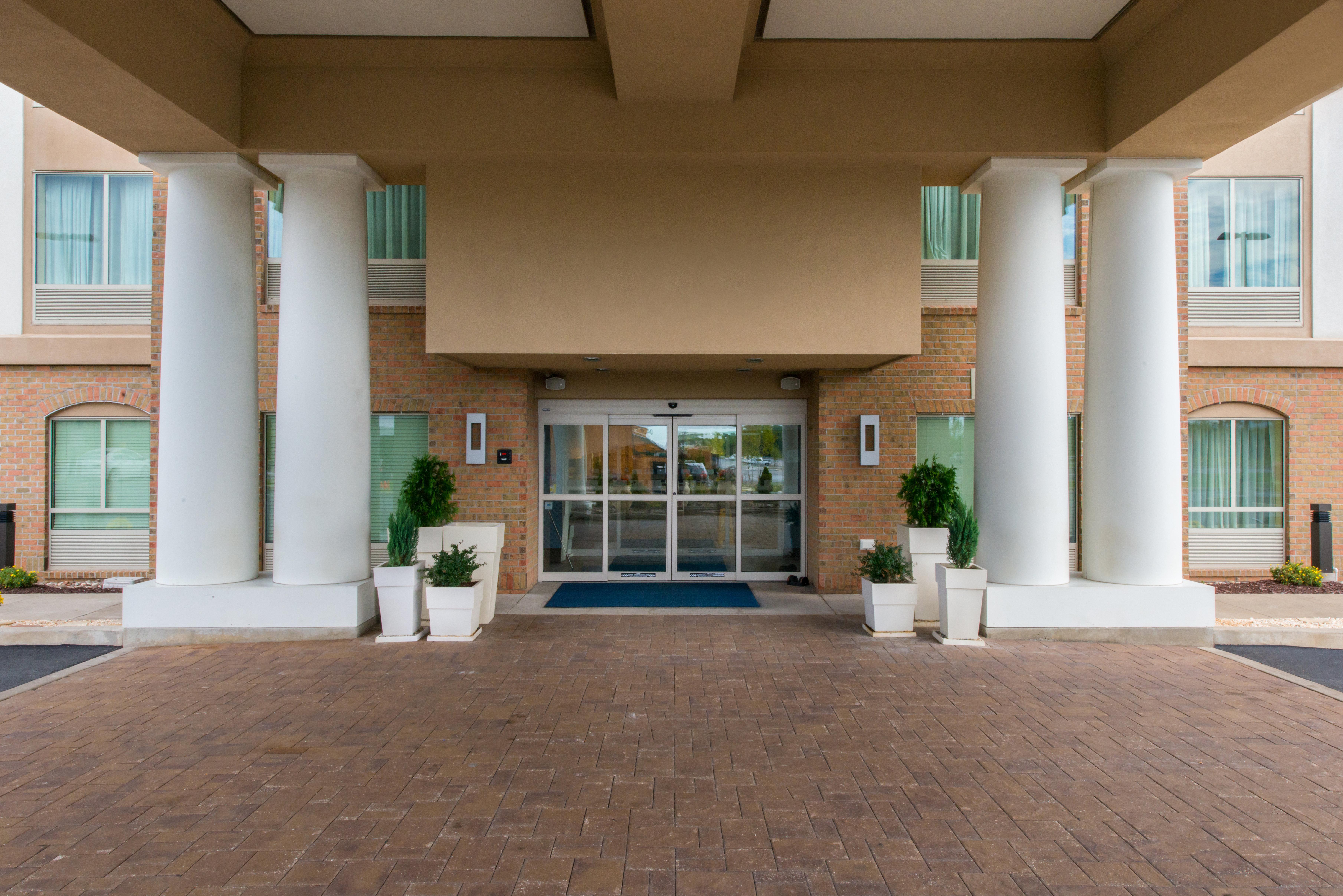 Holiday Inn Express And Suites Dickson City, An Ihg Hotel Exterior photo